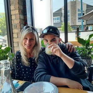 Meet your Posher, Debbie